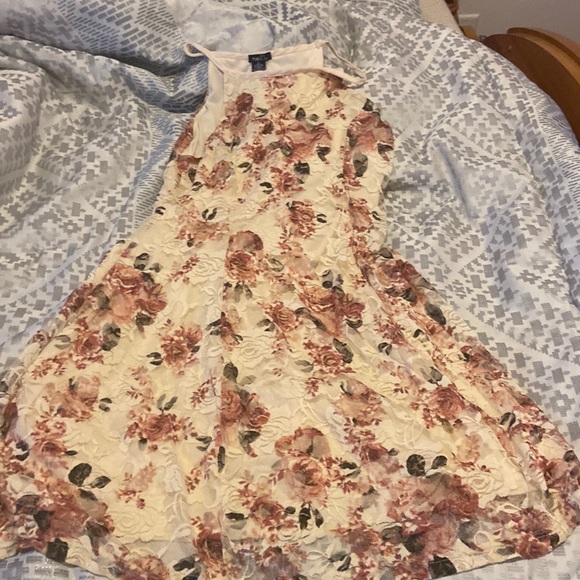 Rue21 Dresses & Skirts - Spring dress